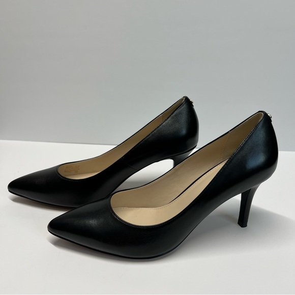 Cole Haan Gemma Logo Pump 8.5B Black Leather Slip on Comfort Business Casual - Picture 5 of 12